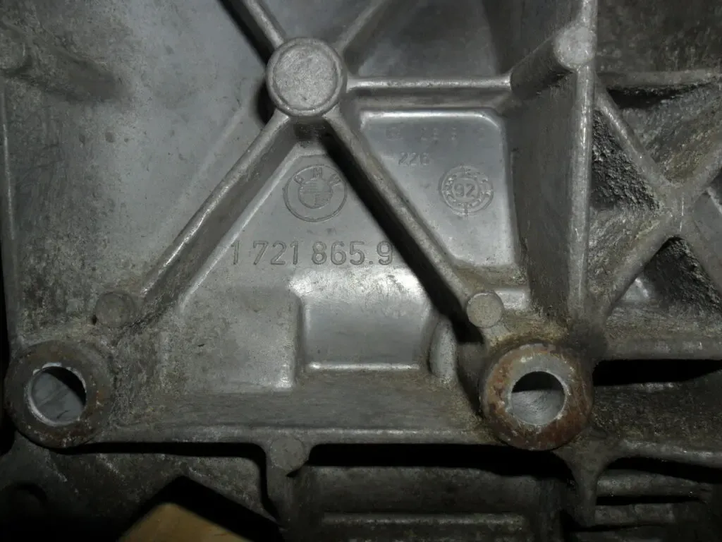 BMW 1721865, Кронштейн генератора БМВ М40, BMW 12311721865, оригинал 6