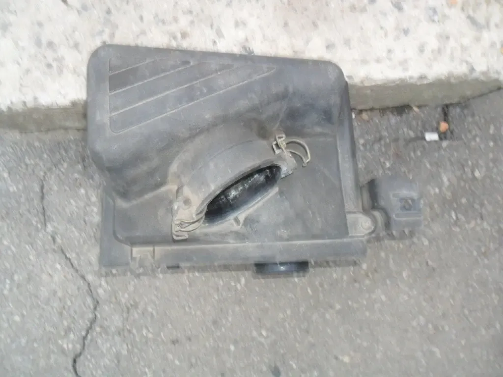 Ford 928F9600DC, Корпус воздухофильтра Форд Эскорт, мк 5-7 7