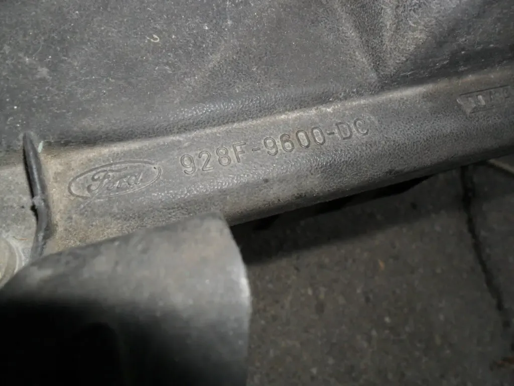 Ford 928F9600DC, Корпус воздухофильтра Форд Эскорт, мк 5-7 10