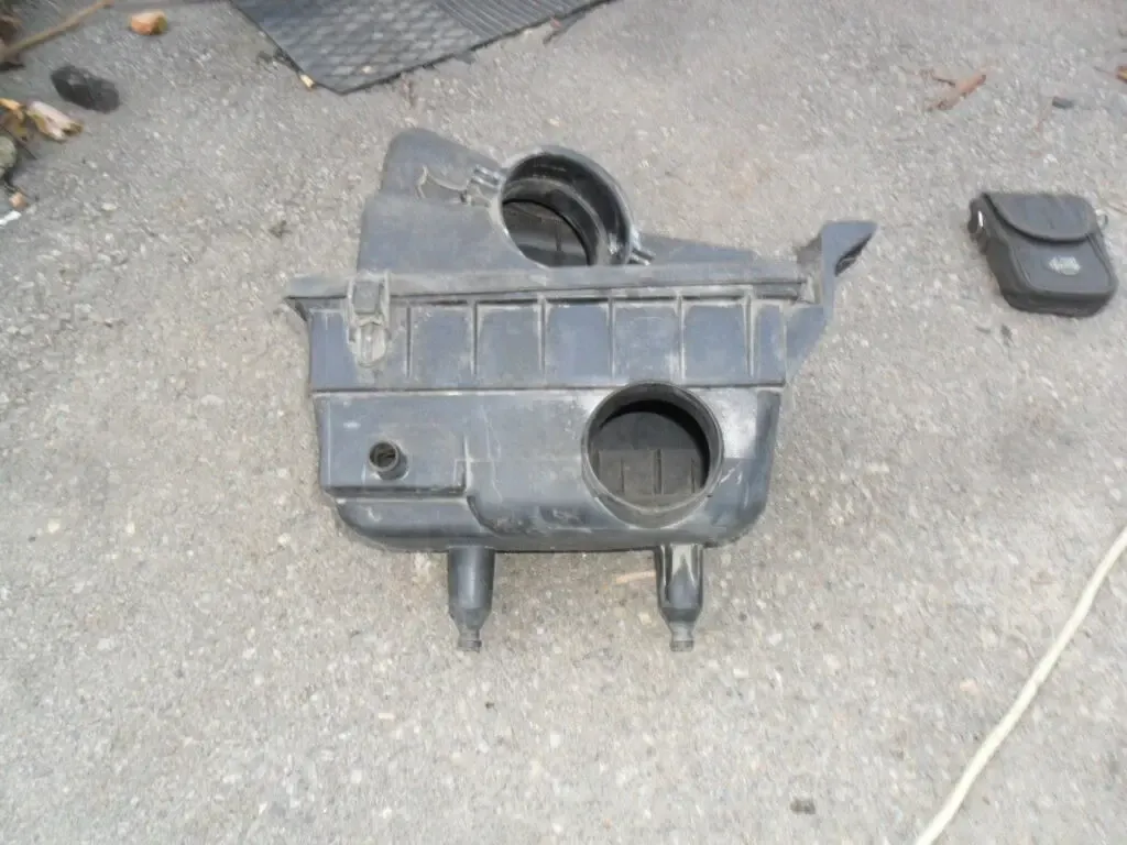 Ford 928F9600DC, Корпус воздухофильтра Форд Эскорт, мк 5-7 2