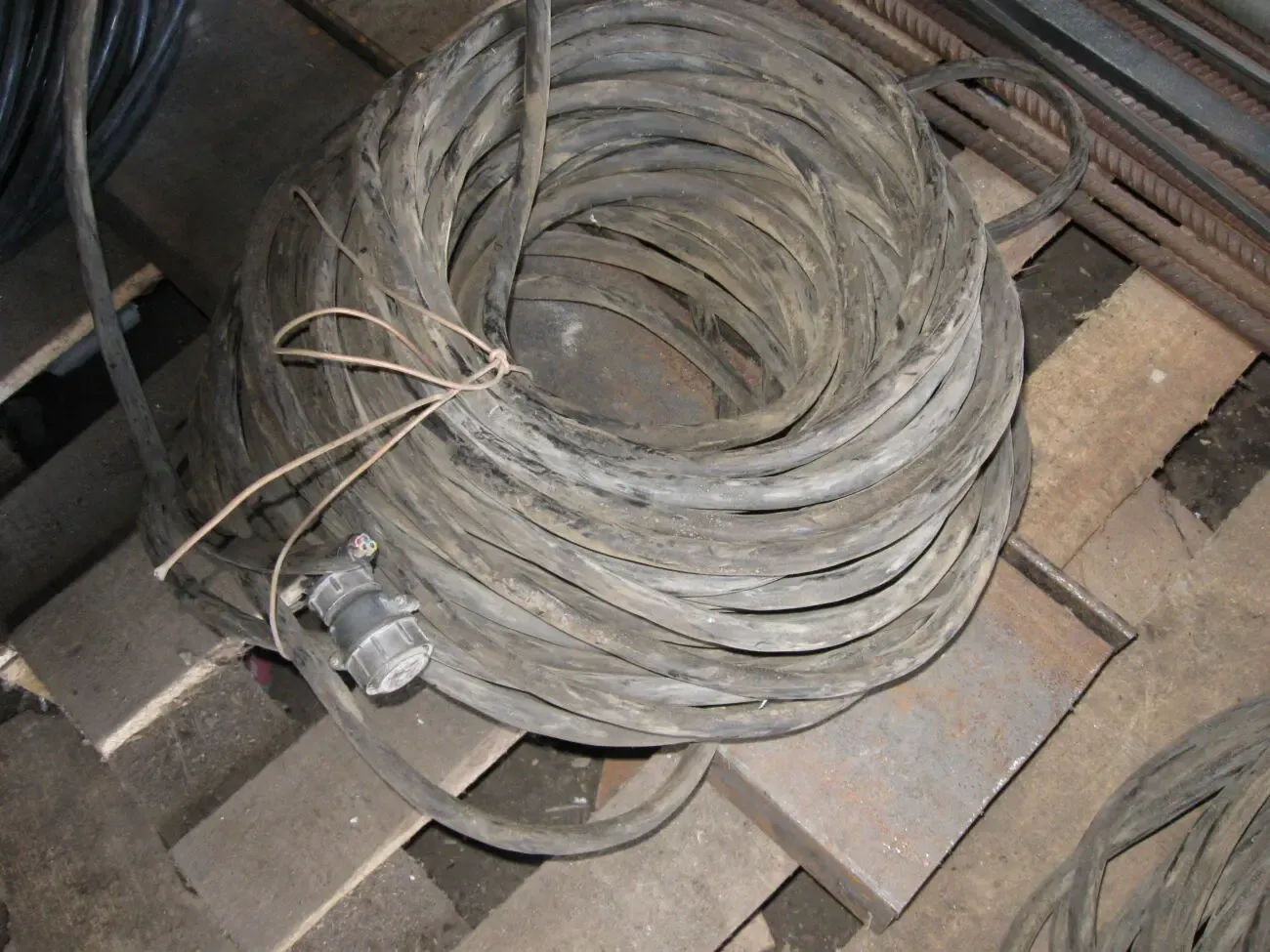 кабель КГ 4*2,5