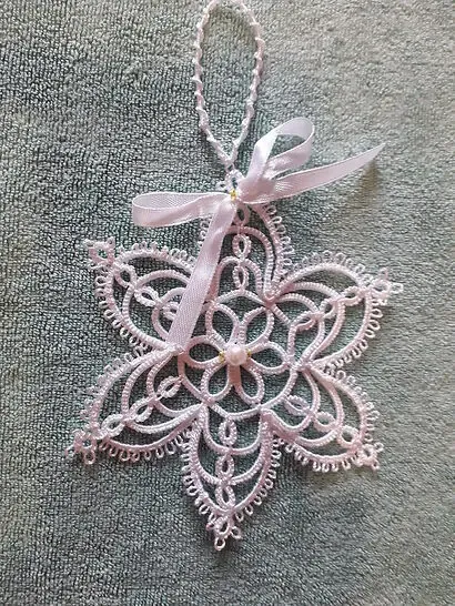 Новорічний набір:сніжинки, віночок та янголятко.Мереживо фріволіте. 4