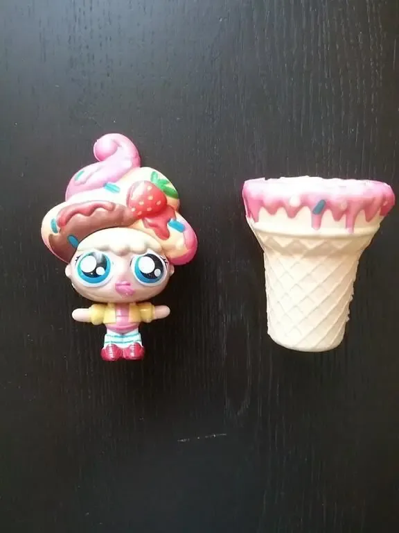 Кукла «Сквиш Девочка».