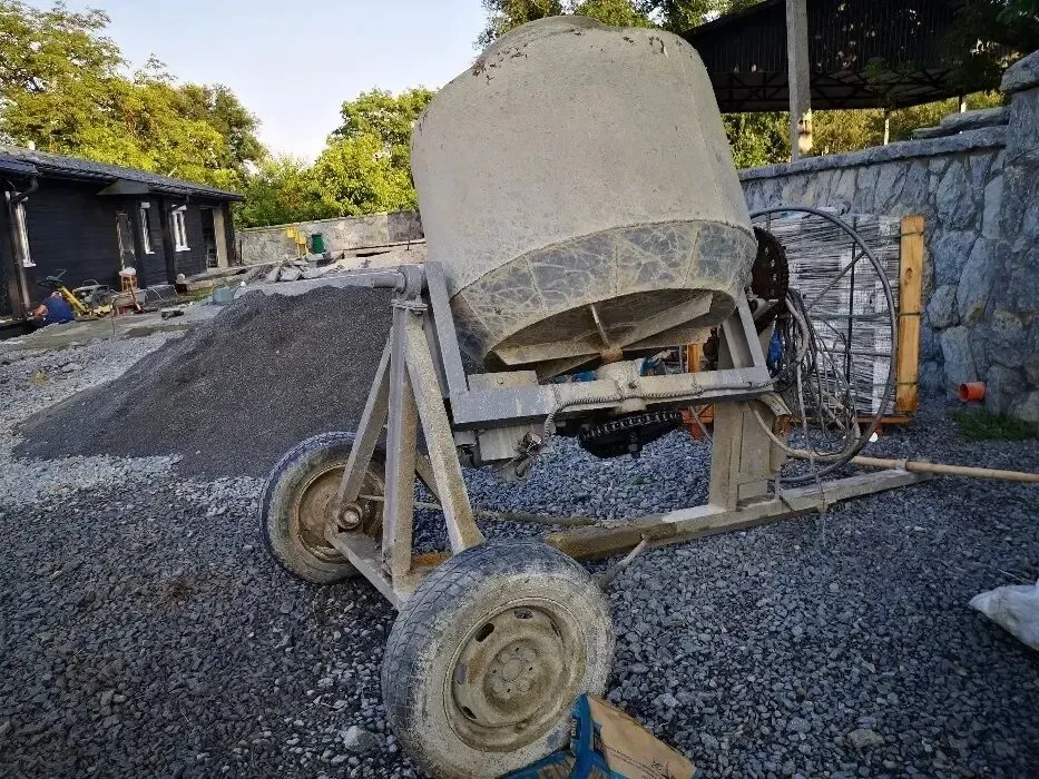 Бетоносмеситель,бетономешалка СБЧ-1000 б/у 2