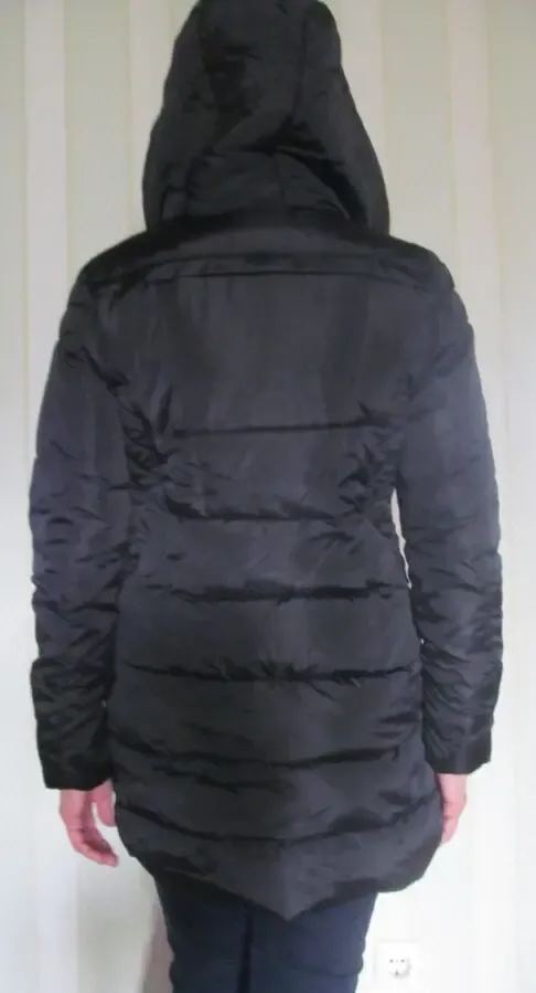 пуховик женский 44-46 размер 4