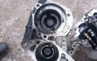 Крышка клапанная Fiat Doblo 1.3 mjet1.3 дизель