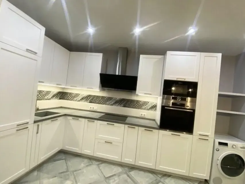 Продажа 2 комн квартиры по бульв. Шевченка 9