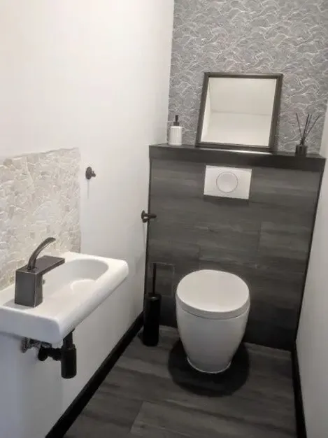 Продажа 3 комн квартиры с дизайнерским ремонтом 8