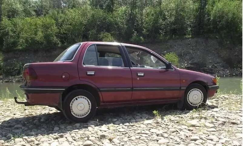 MB479964, Стекло заднее Мицубиси Ланцер, седан, 88-92 год, оригинал 4