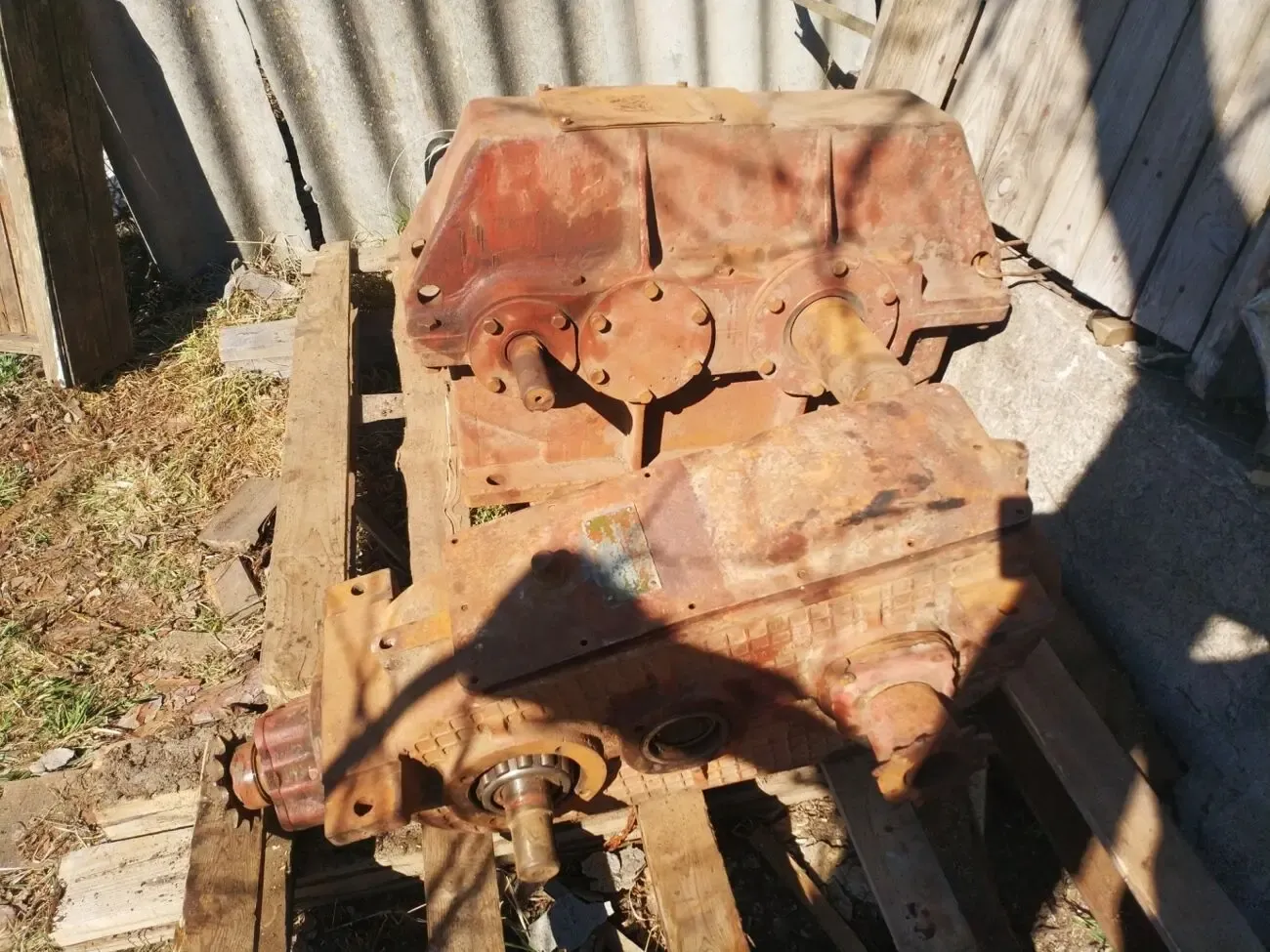 Редуктора ПРТ-10, Ц2У-125, мотор-редукторы МПО2-15, МПО1-18, МПО2-18