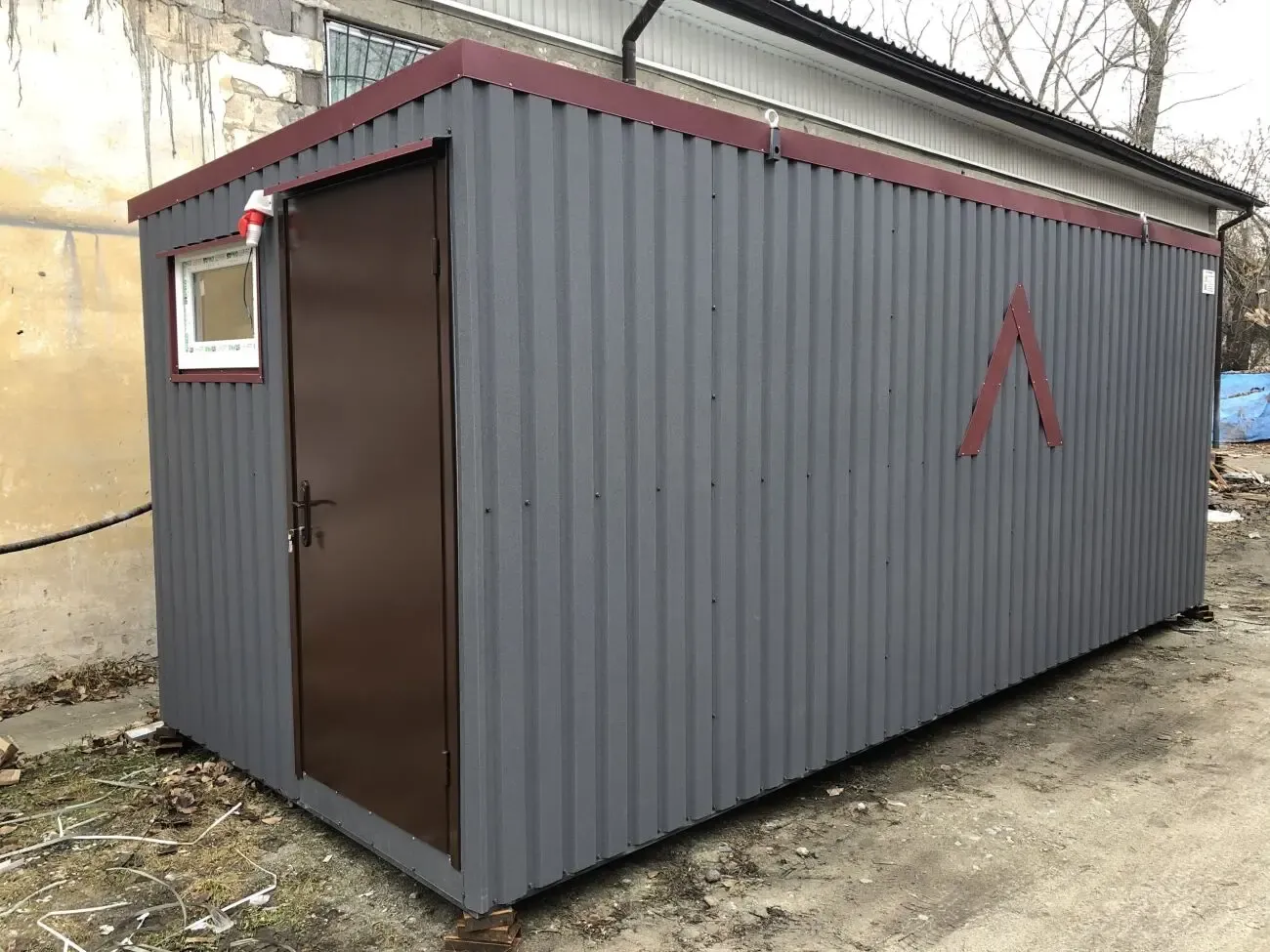 Модульная раздевалка для спортсменов 6*2,4м 2