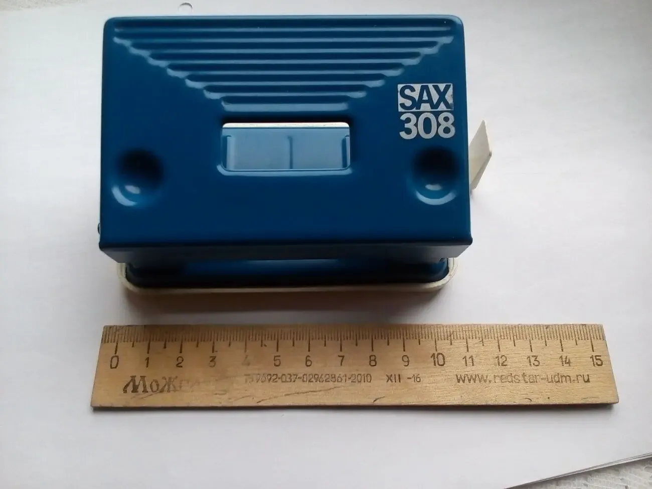 Дырокол металлический канцтовары 4