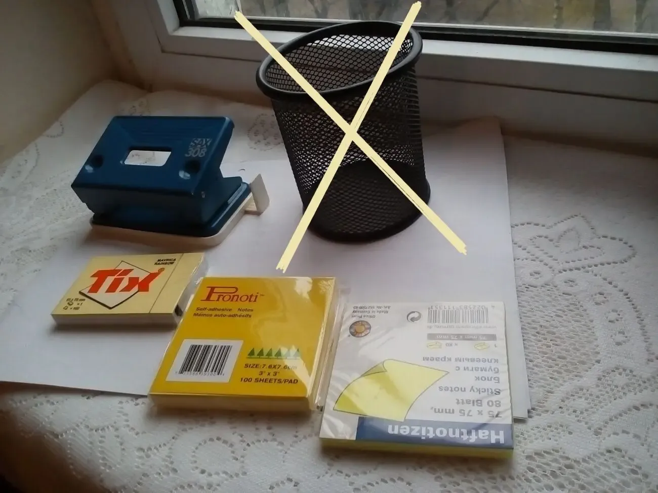 Дырокол металлический канцтовары 3