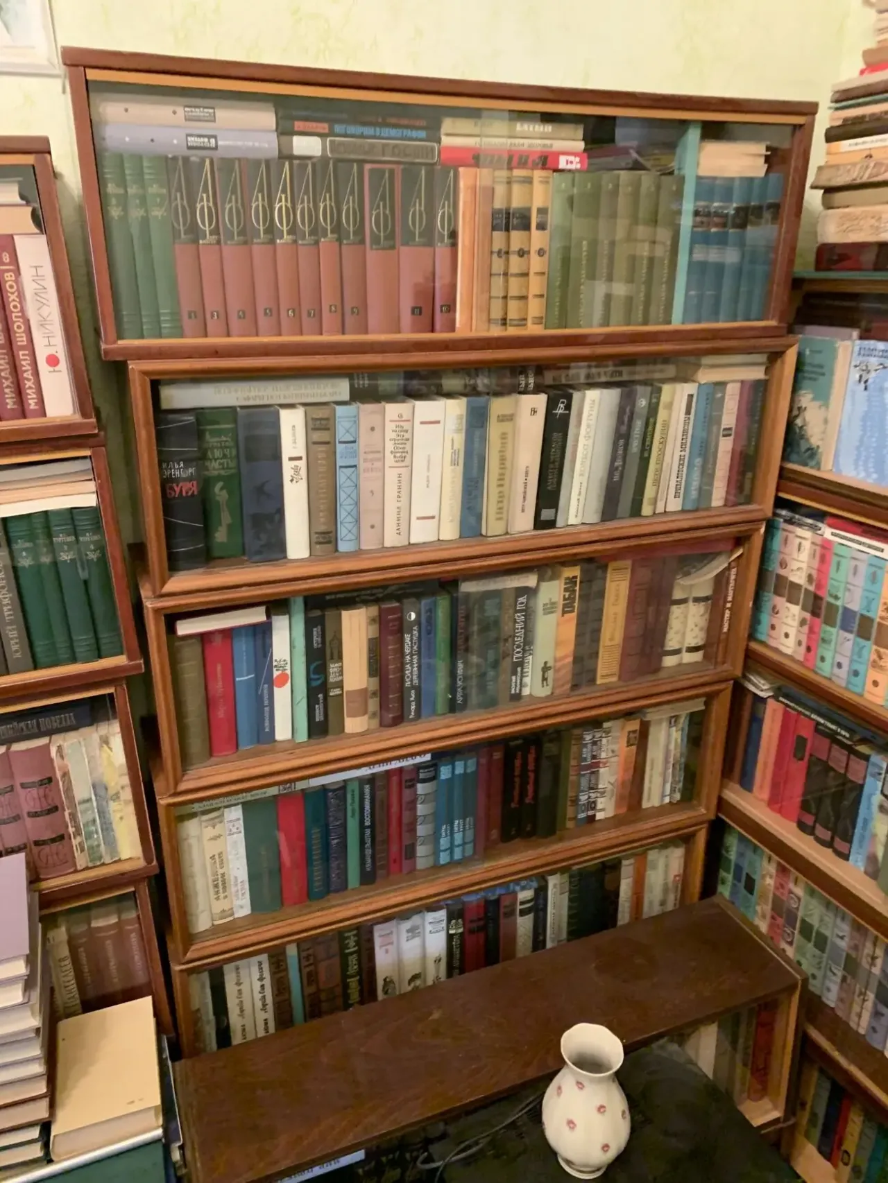 куплю Книги, Библиотеку, Коллекцию, журналы, открытки -по всей Украине