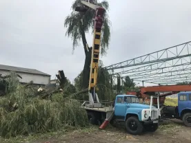 Оренда автовишки Бровари по району.
