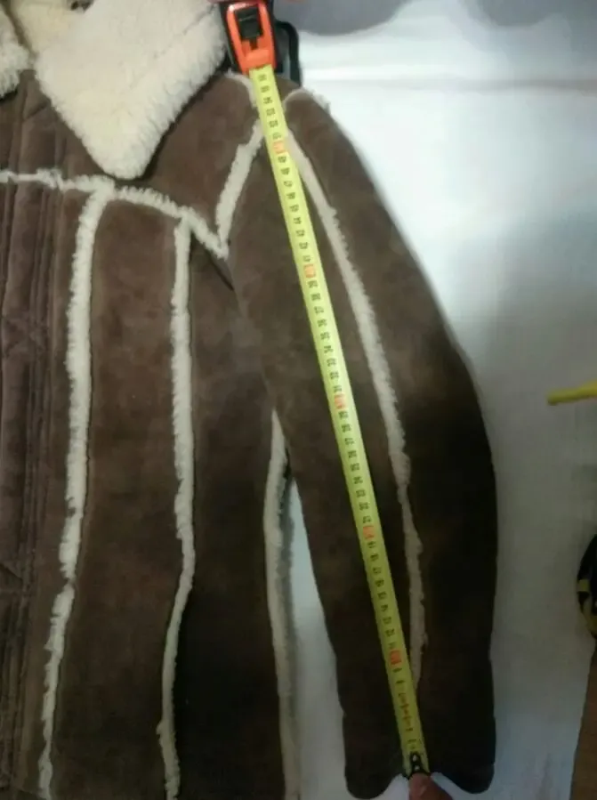 Натуральная дубленка из овчины, на ребенка 7-8 лет 7