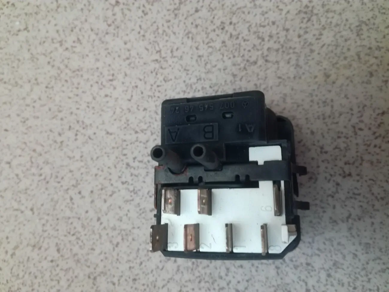 Выключатель противотуманок Mercedes Sprinter 00-06, Vito W638 96-03 3