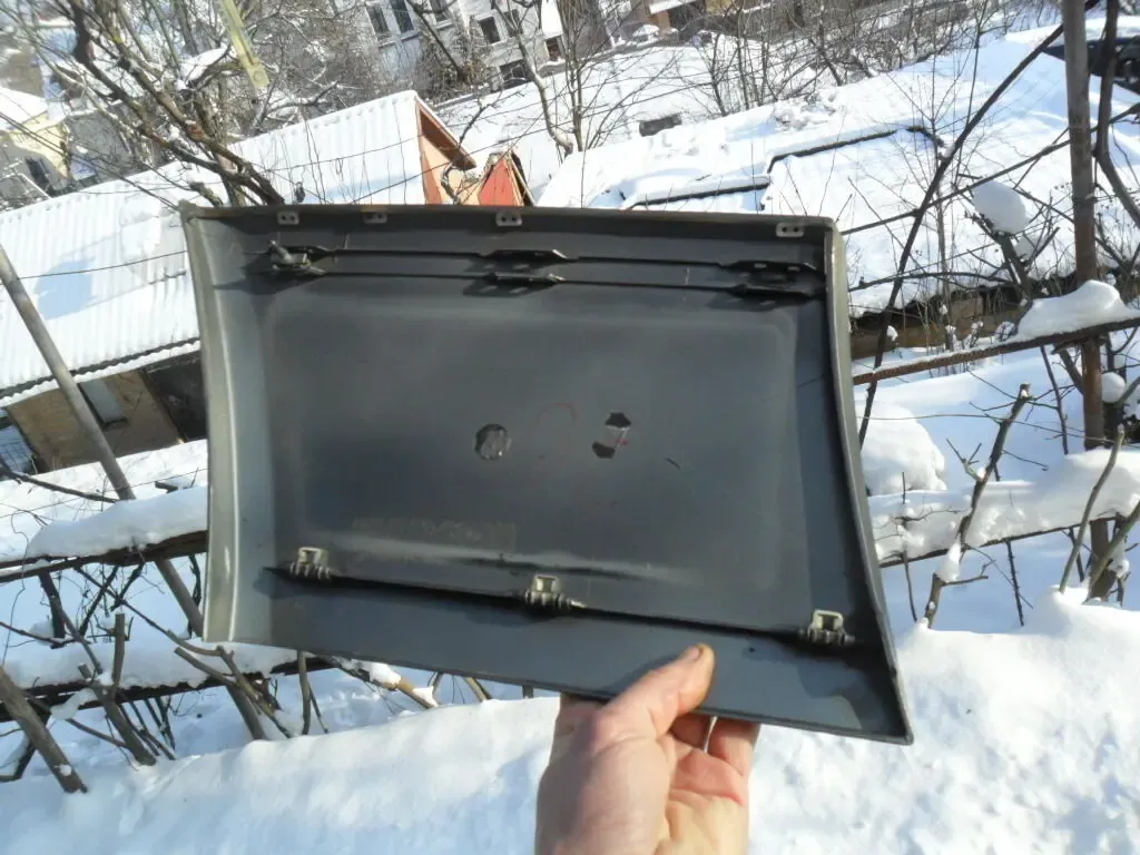 Mercedes 1246901440, Молдінг переднього крила Мерседес 124, оригінал 10