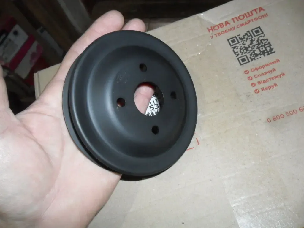 Ford 924F8A528BA, Шкив помпы Форд Транзит 2.5 дизель, оригинал, 85-00 10