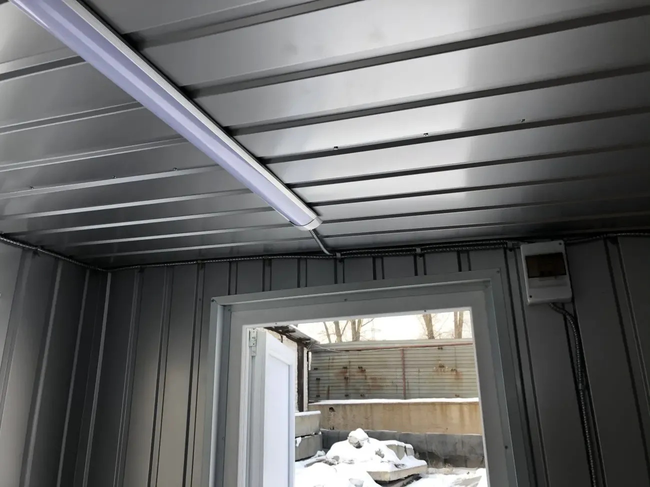 Мобильный КПП 2х2м 7