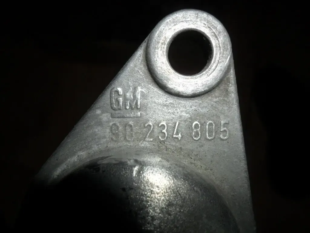 GM 90234805, Крышка термостата Опель 1.3-1.4-1.6, оригинал 10