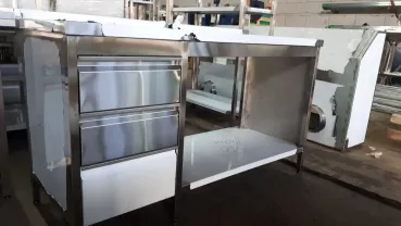 Стол с тумбой на 3 ящика выдвижных из нержавейки