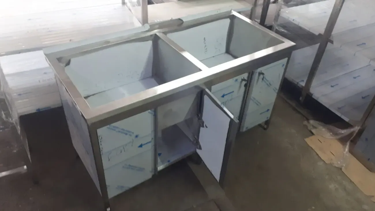 Тумбы-мойки, столы-тумбы мебель из нержавеющей стали