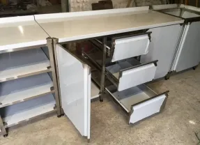 Мебель из нержавеющей стали