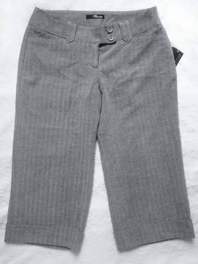 Серые тёплые удлиненные шорты Jane  Norman 3