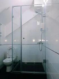 Маленькие душевые кабины по размерам под заказ