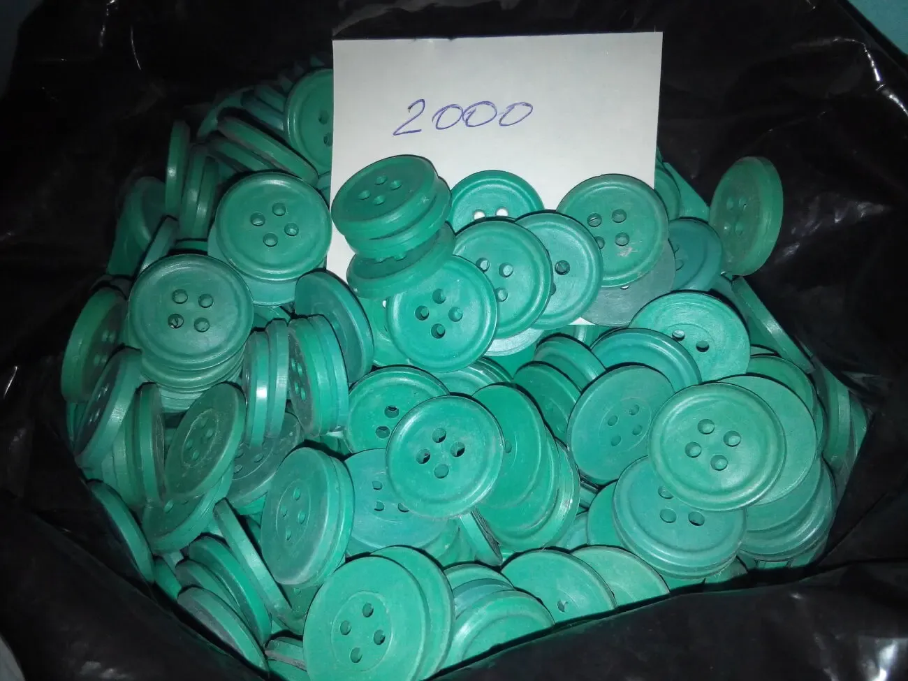 Пуговицы для различных видов спецодежды в цветовом ассортименте 2