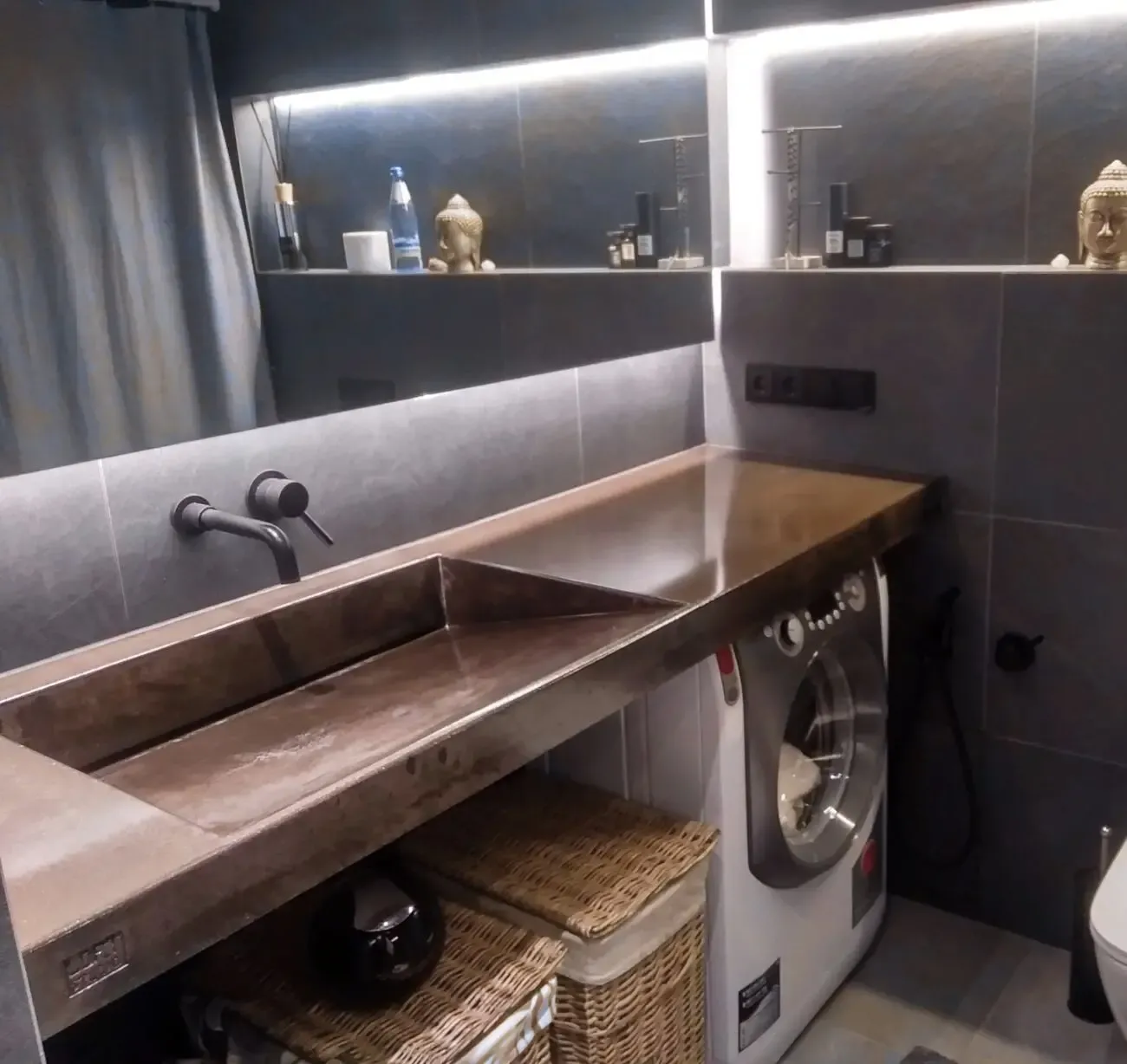 Умывальник бетонный подвесной щелевой и самостоящий 4