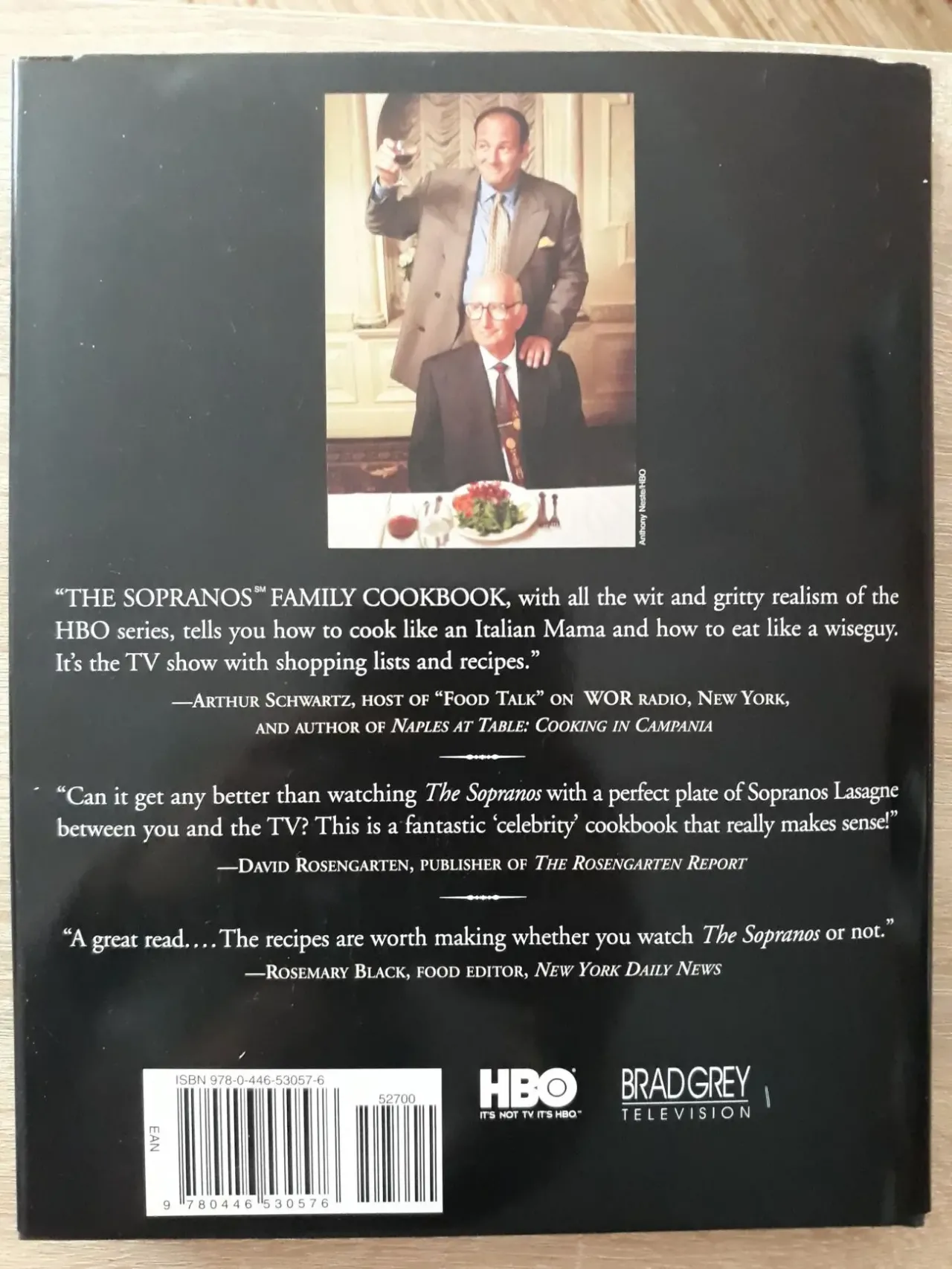 Книга кулинарных рецептов по сериалу Sopranos 7