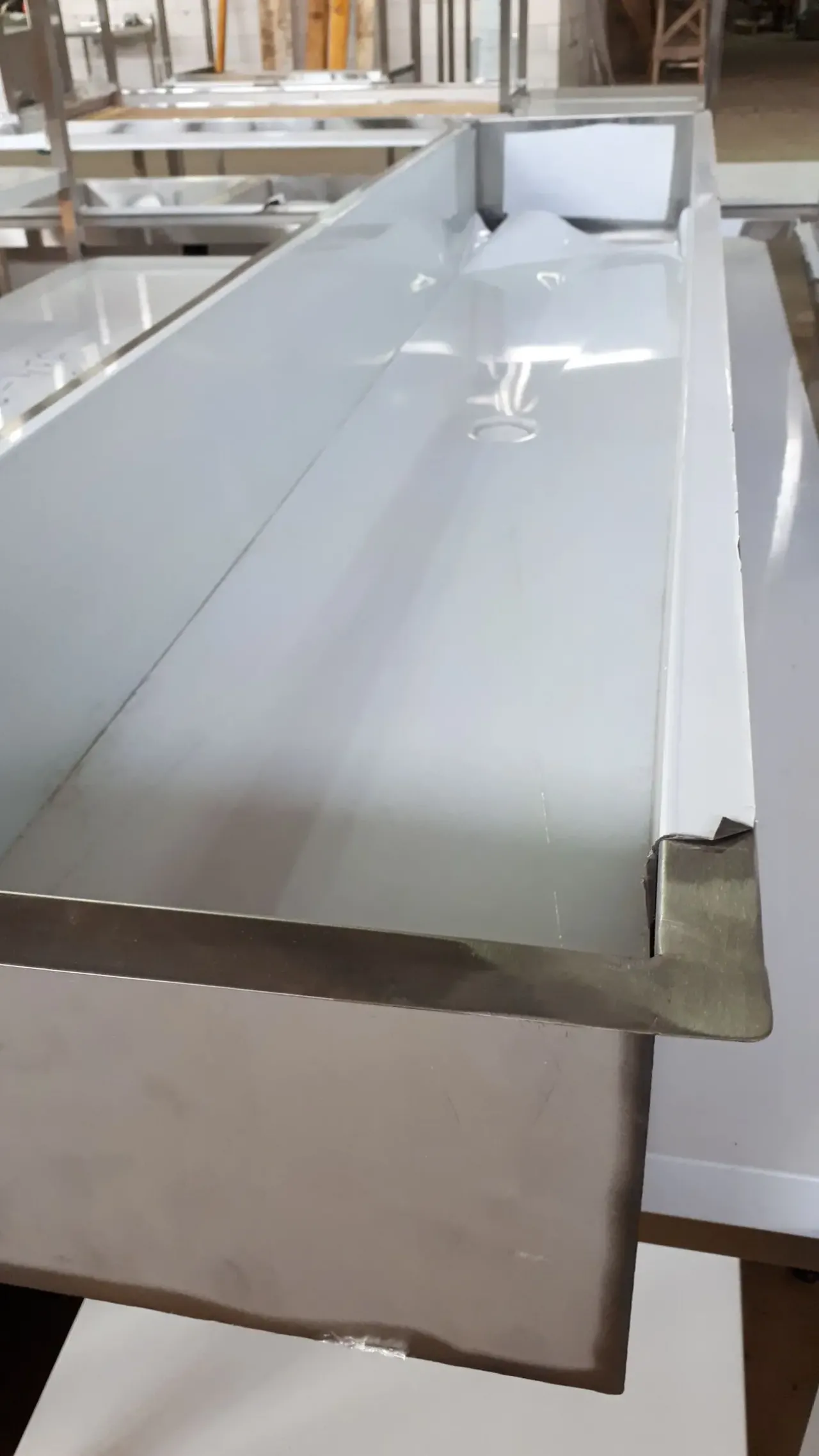 Корыто врезное из нержавейки 2000х400 мм глубиной 200 мм ванна моечная