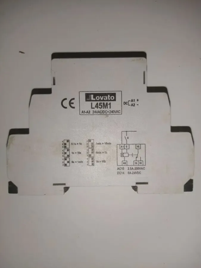 LOVATO L45M1  реле времени 3