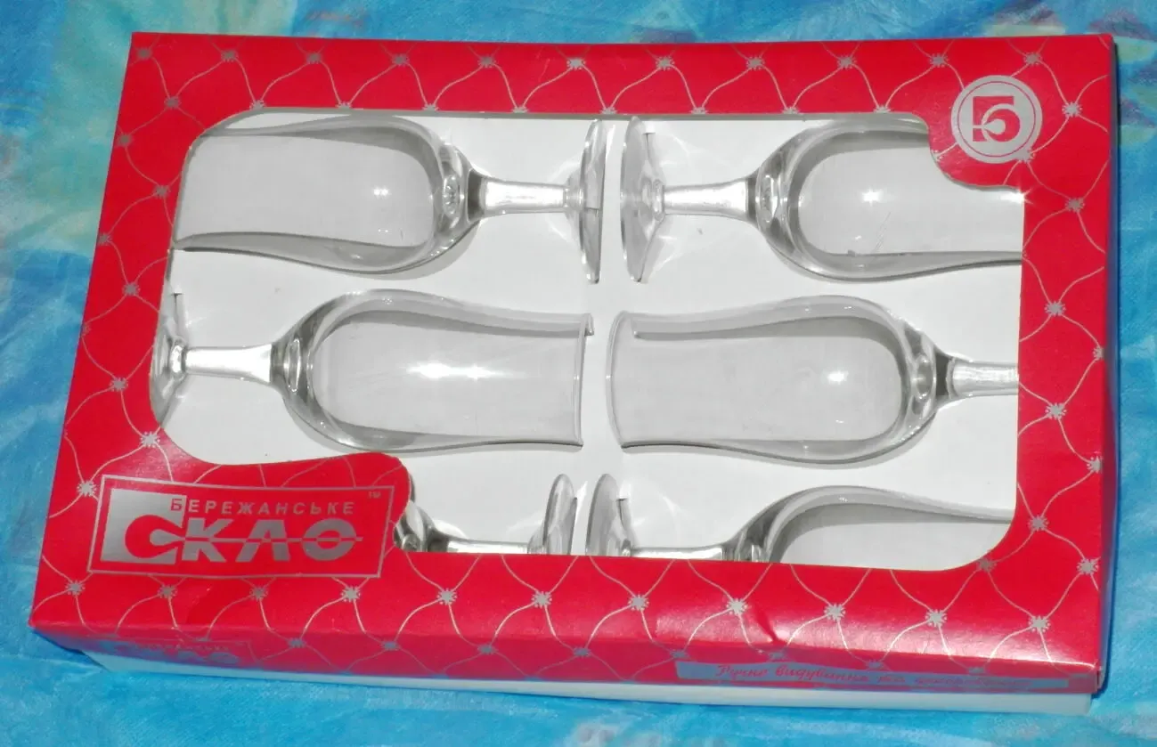 Продам набор фужеров 3