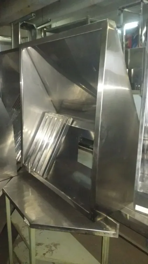 Меблі з нержавіючої сталі 6