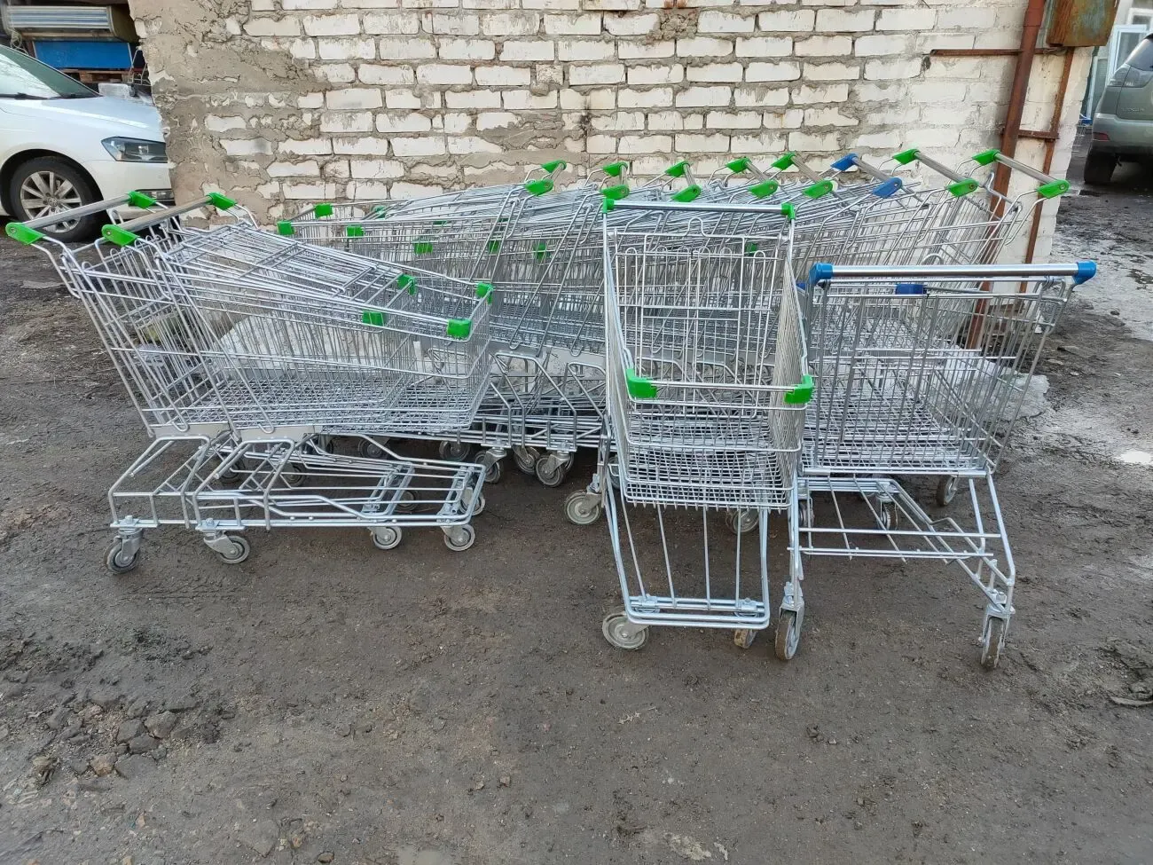 Тележки торговые для супермаркета 120 л, складские тележки б/у 2