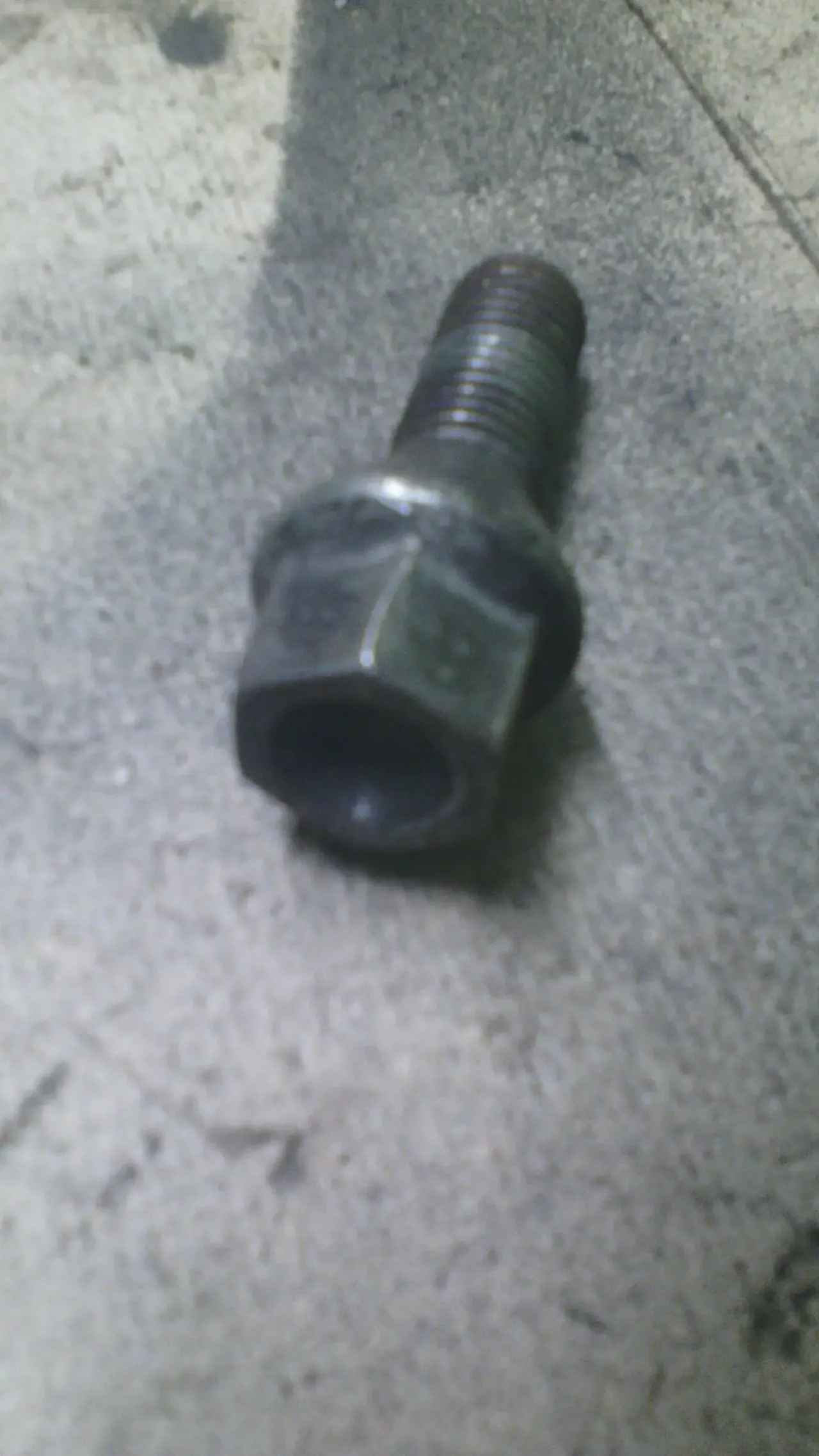 Болт колісний бмв е-30 оригінал 5