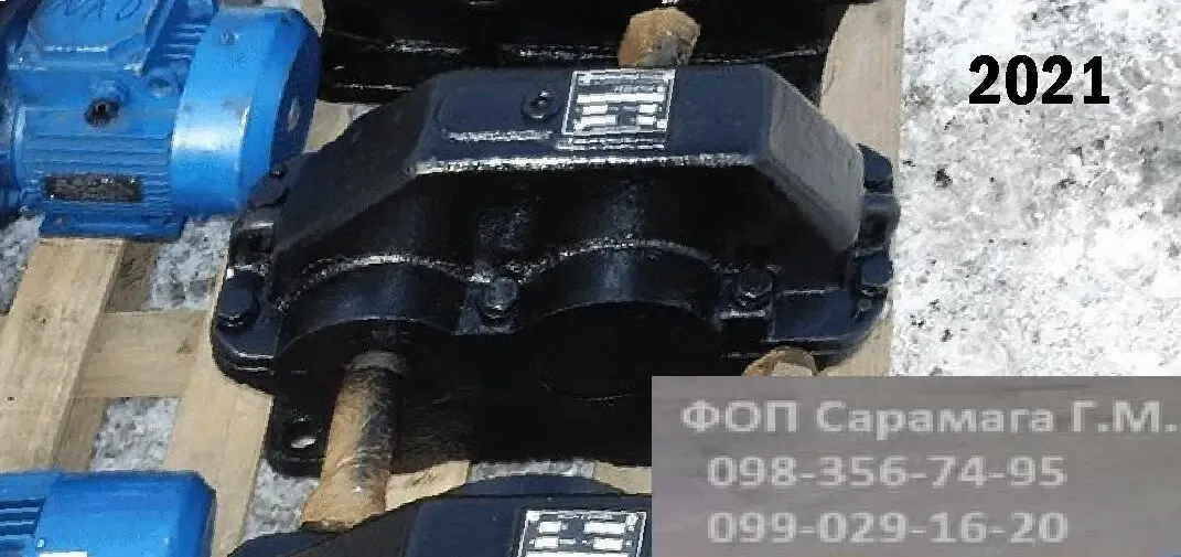 Продам редукторы Ц2У - 100 2