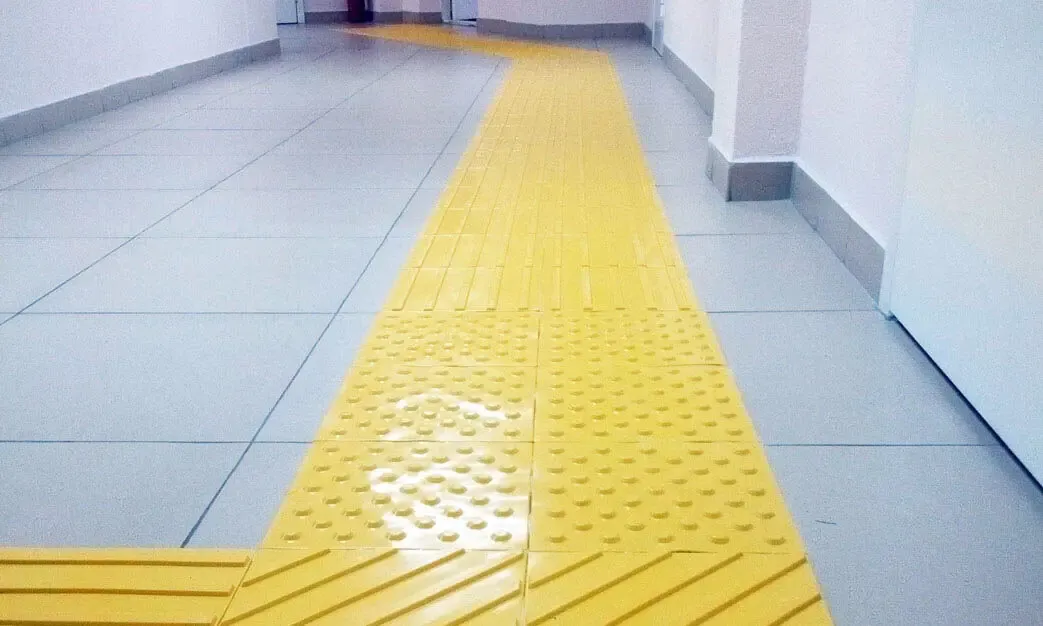 Тактильная плитка полиуретановая 300:300 и 400:400 мм желтая 3