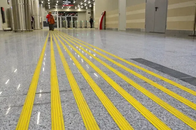 Тактильная плитка полиуретановая 300:300 и 400:400 мм желтая 2