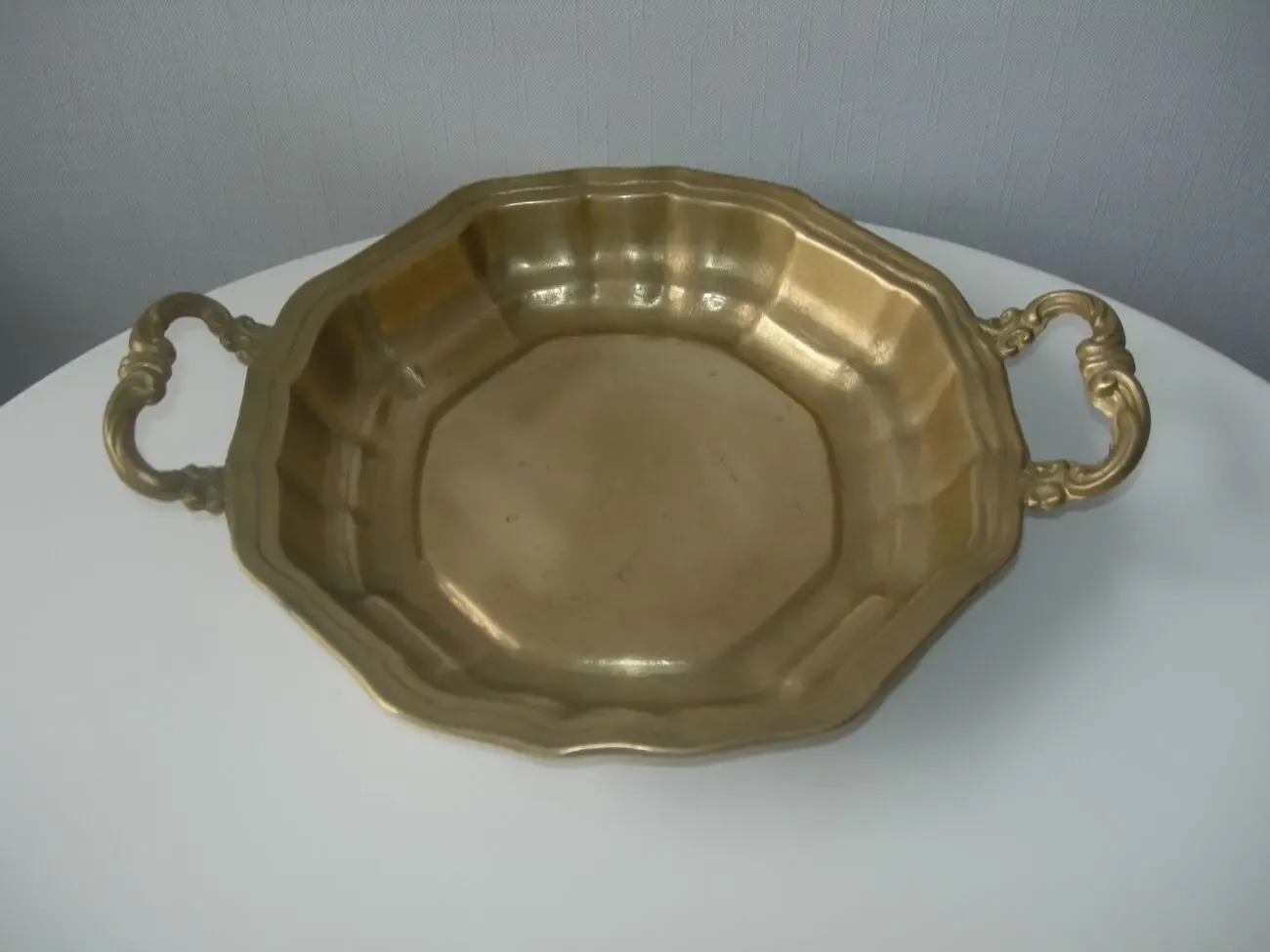 Блюдо с ручками, ваза, бронза, Германия