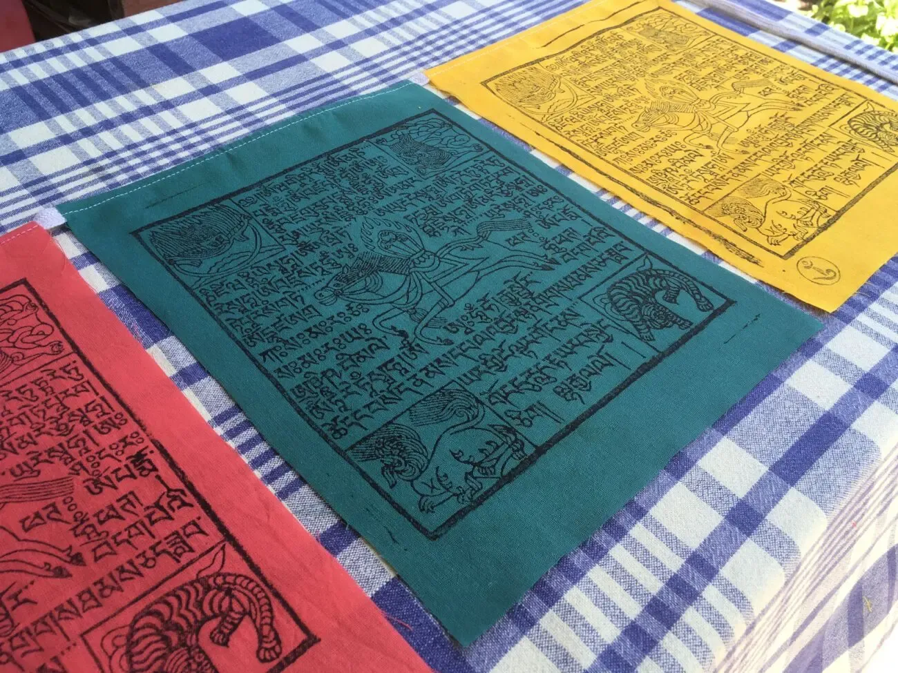 Флажки Лунг-Та, 25х32 см, 100% хлопок, 10 шт. в лоте, длина 2,5 м +50 6