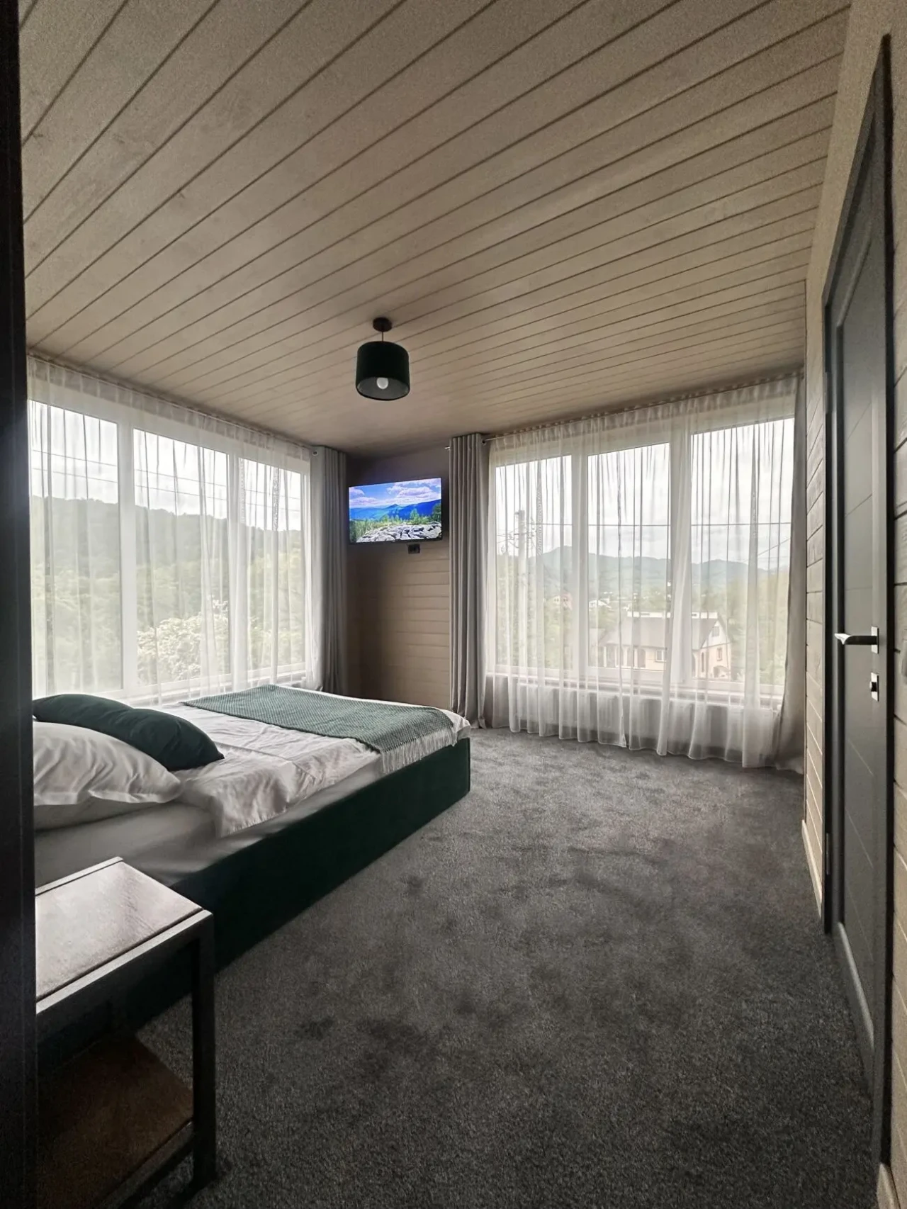 Котедж у горах Яремче 5