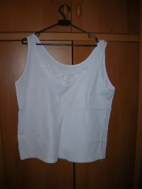 Майки 2 шт. белых Х/Б с кружевом р.48-52