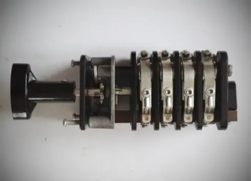 Переключатель УП5312