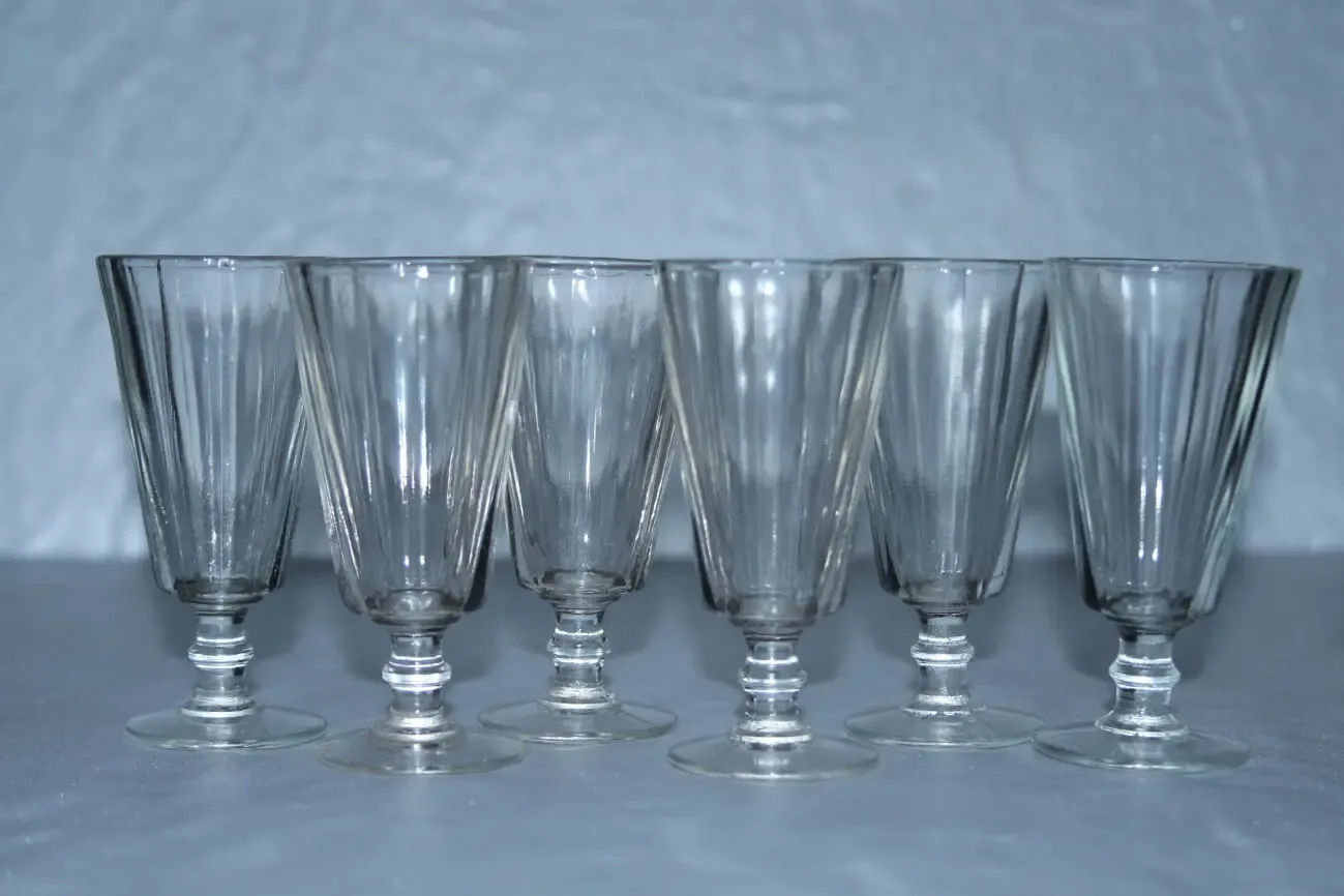 Рюмка старинная, лафитник трактирный