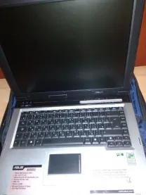 Продам ноутбук Asus в отличном состоянии.Подсешая батарея. 1 5Продам н