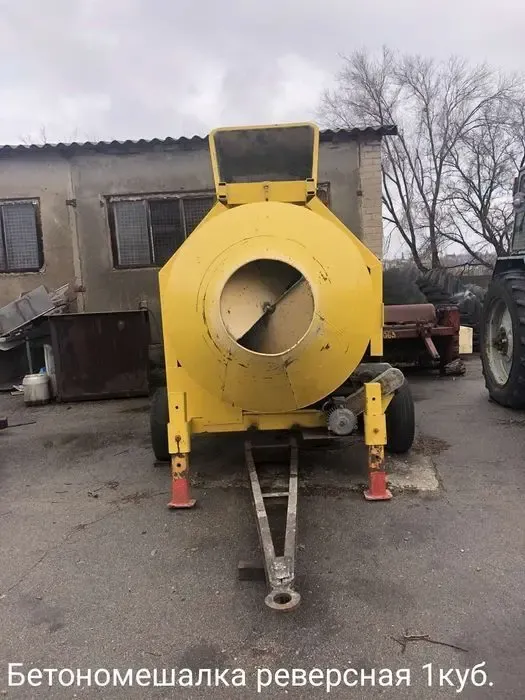 Бетоносмеситель-растворосмеситель БСЗ-1000 со скипом 2